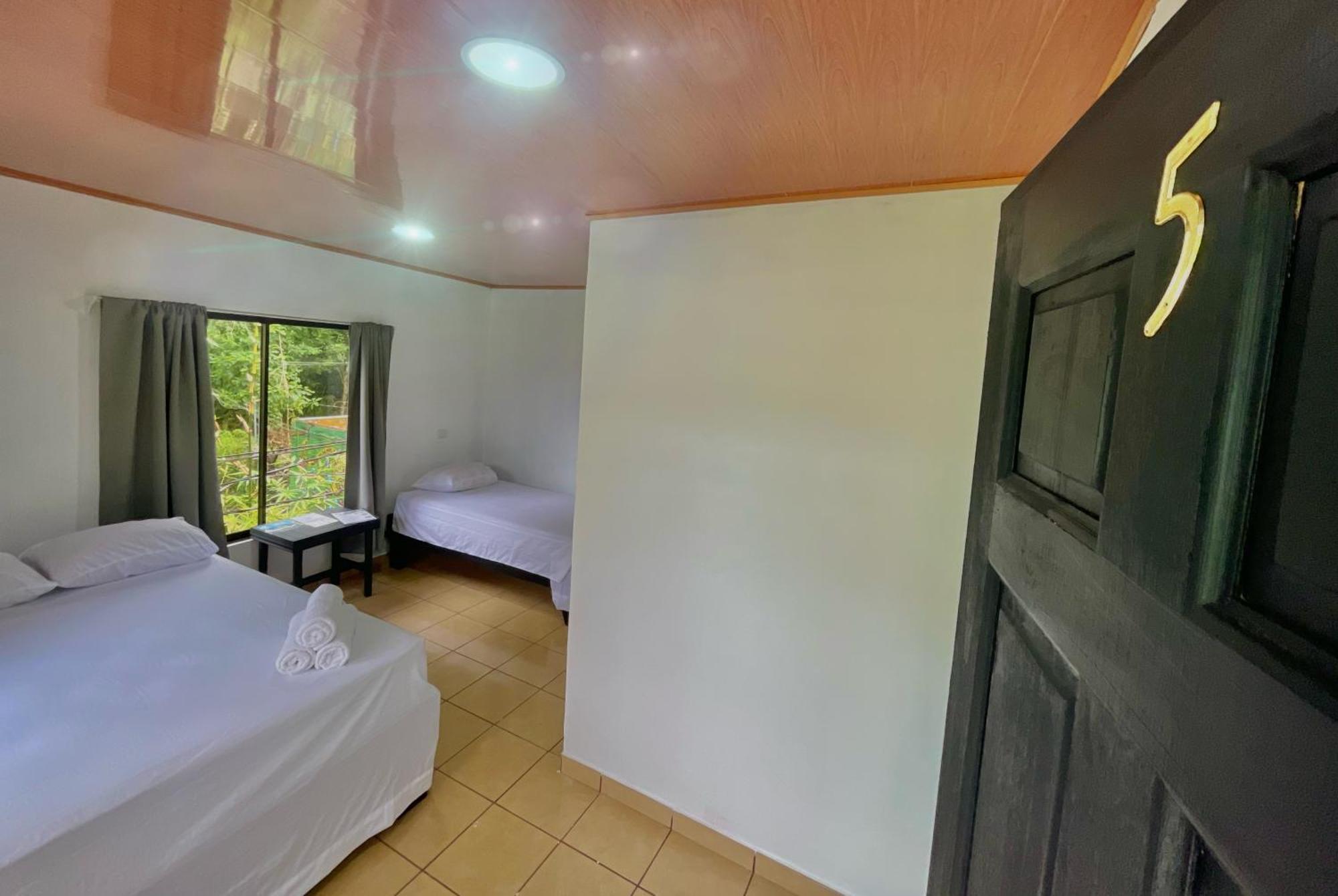 Carey Lodging Tortuguero Luaran gambar