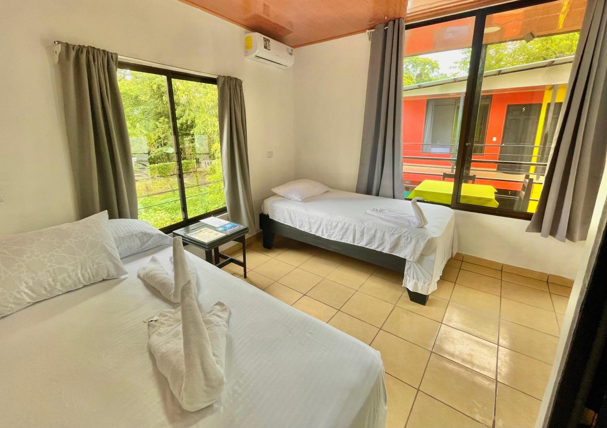 Carey Lodging Tortuguero Bilik gambar